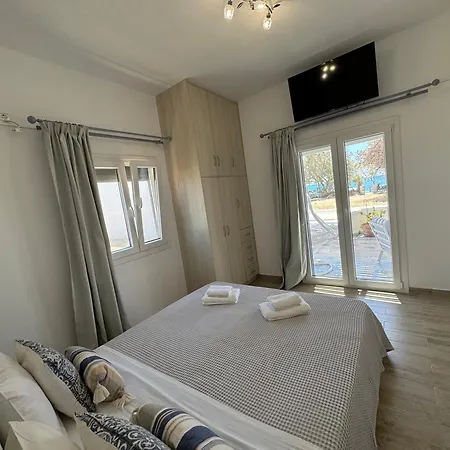 Casa vacanze House On The Agia Anna Naxos